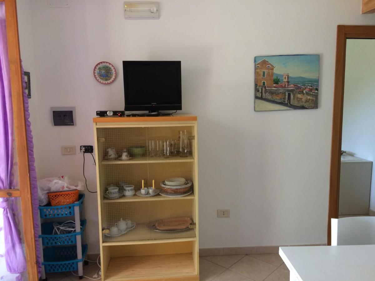 Casa Vacanze La Tuia Castellabate Exterior foto